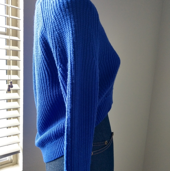 Crop top sweater - Picture 6 of 12